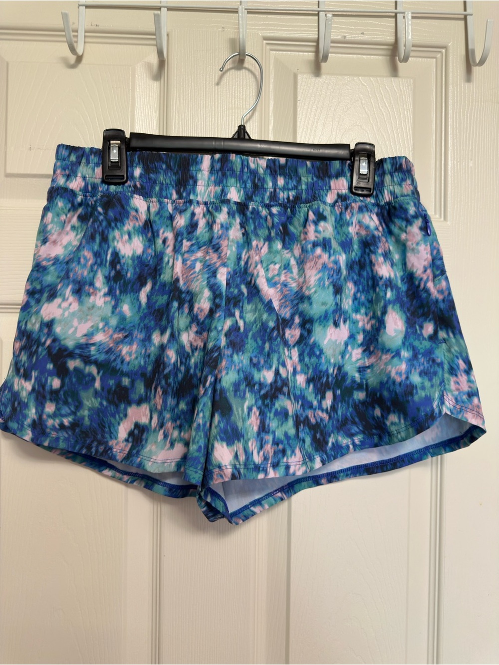 Woman’s tek gear Blue Pink Green Print Athletic Shorts